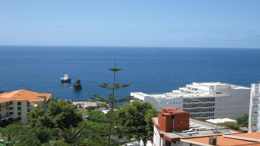 Acqua Marina Apartment Funchal  Exterior photo
